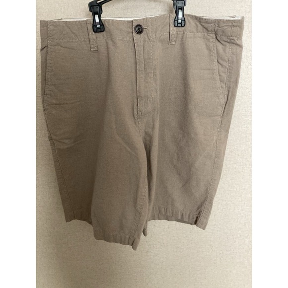 Eddie Bauer Flat Front Shorts Mens 35 - Picture 1 of 3